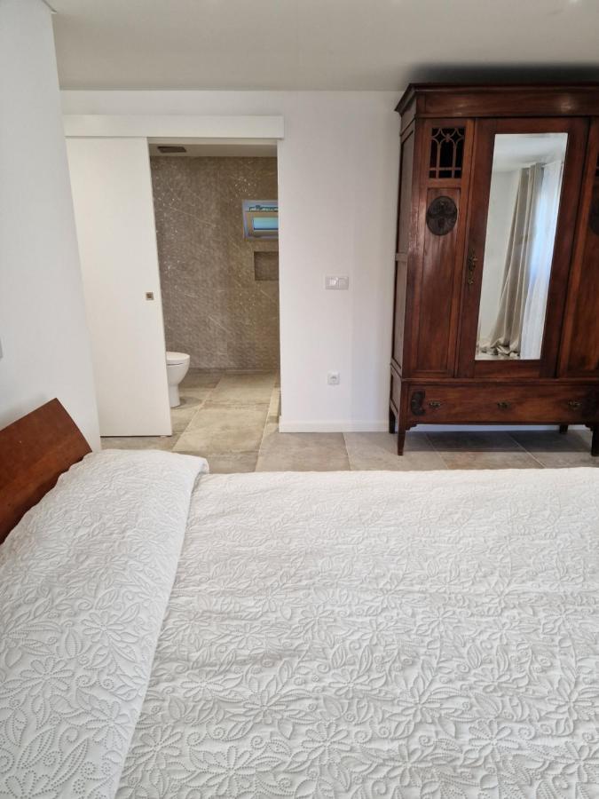 Casa Nikana Turcifal Luaran gambar