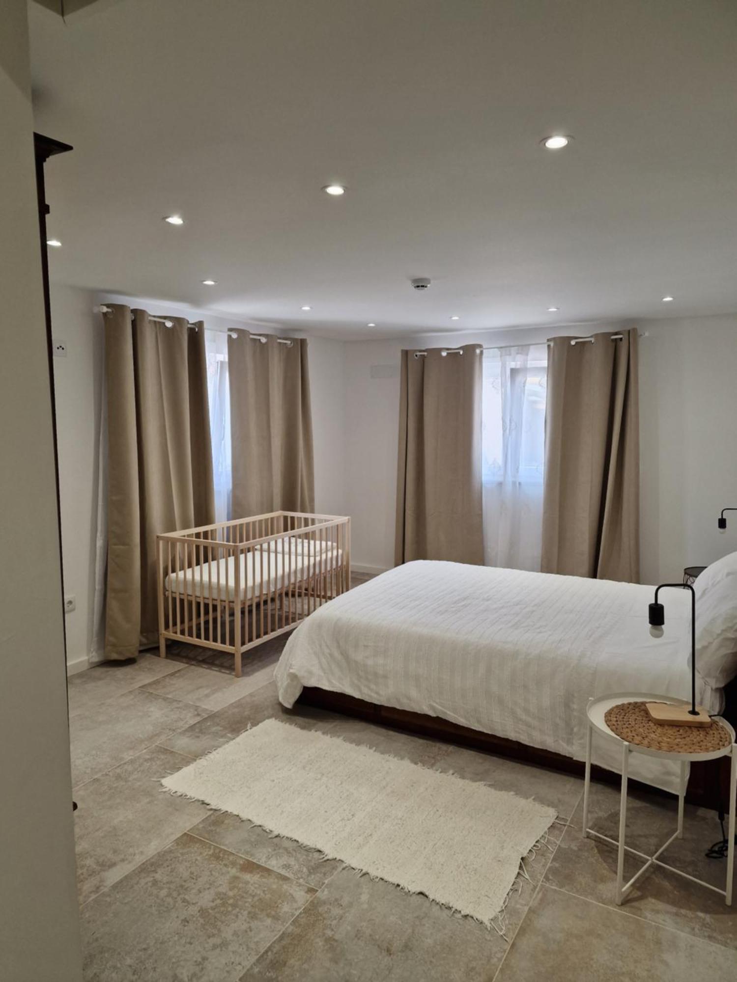 Casa Nikana Turcifal Luaran gambar